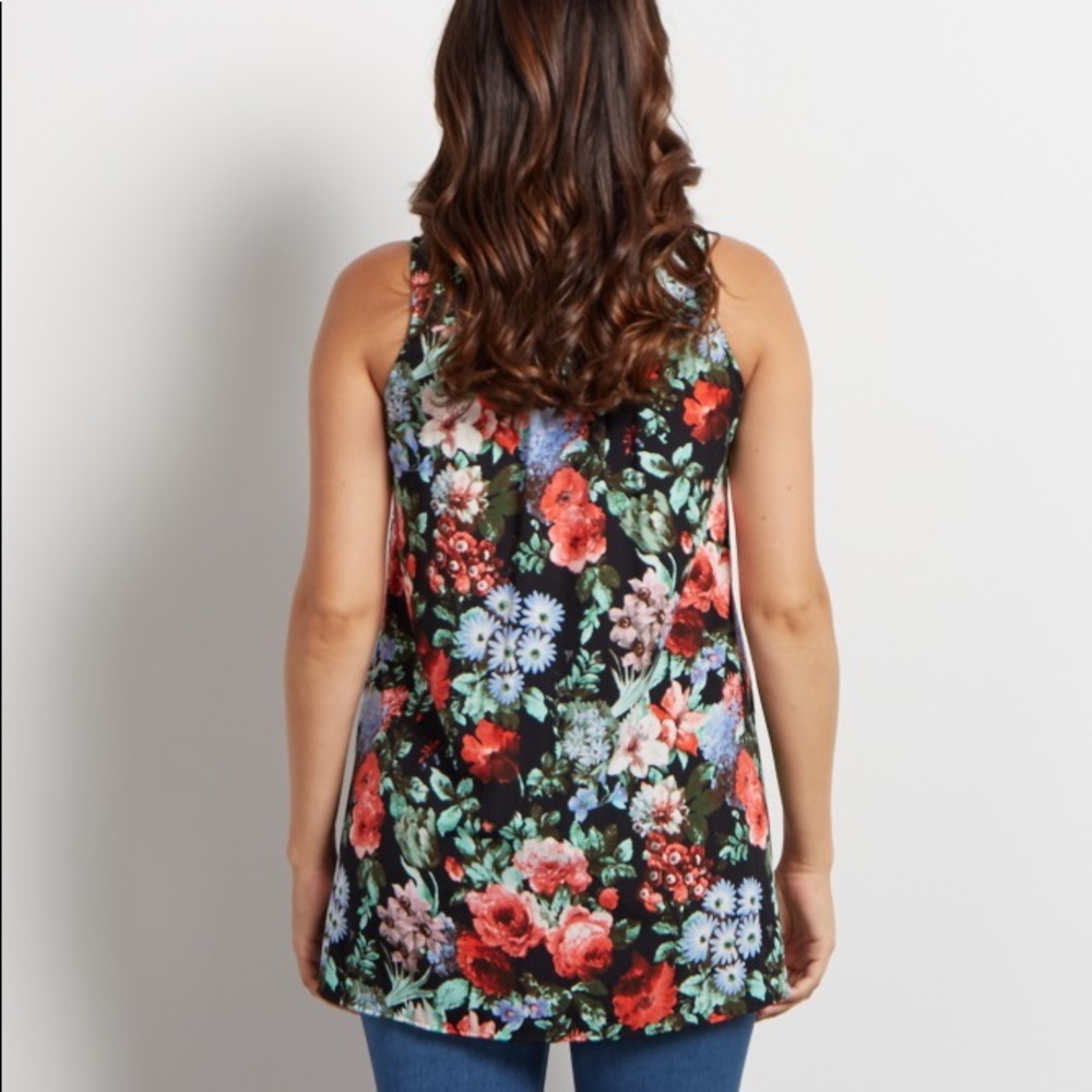 ⭐️Host Pick⭐️ Pinkblush Maternity Black floral tank top - Picture 3 of 7
